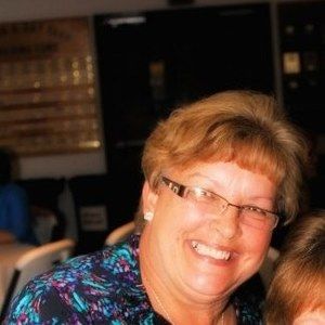 Meet your Posher, Mae